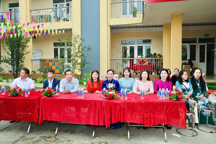 Hội LHPN xã Phú Nghĩa: Sôi nổi đồng diễn dân vũ, giao lưu văn nghệ kỷ niệm 116 năm ngày Quốc tế Phụ nữ 8/3/1910 – 8/3/2026 và 1986 năm cuộc khởi nghĩa Hai Bà Trưng- Ảnh 14.