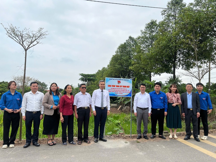 Tuổi trẻ Thuận An ra quân hưởng ứng Tháng Thanh niên 2026- Ảnh 7.