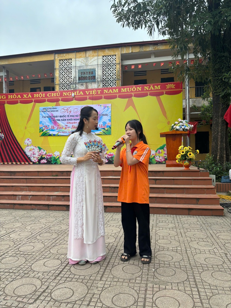 Trường THCS Đông Sơn tổ chức hoạt động ngoại khóa chủ đề “Thế hệ tuổi trẻ Đông Sơn vươn mình”- Ảnh 3.