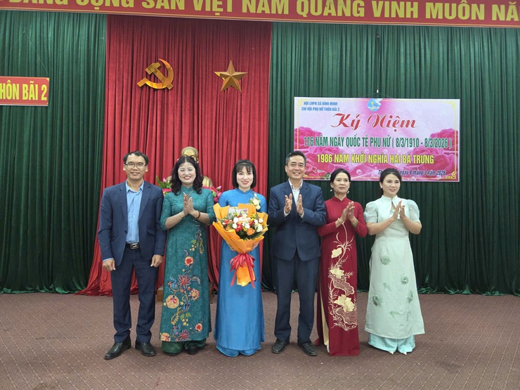 Chi hội phụ nữ thôn Bãi 2 kỷ niệm 116 năm ngày Quốc tế phụ nữ (8/3/1910 – 8/3/2026) và 1986 năm Cuộc khởi nghĩa Khởi nghĩa Hai Bà Trưng- Ảnh 8.