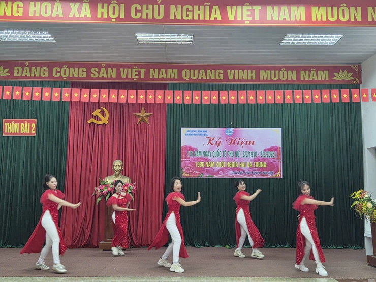 Chi hội phụ nữ thôn Bãi 2 kỷ niệm 116 năm ngày Quốc tế phụ nữ (8/3/1910 – 8/3/2026) và 1986 năm Cuộc khởi nghĩa Khởi nghĩa Hai Bà Trưng- Ảnh 13.