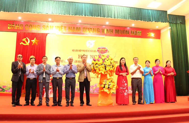 Hòa Lạc gặp mặt kỷ niệm 116 năm Ngày Quốc tế Phụ nữ 8/3 và 1986 năm Khởi nghĩa Hai Bà Trưng- Ảnh 3.