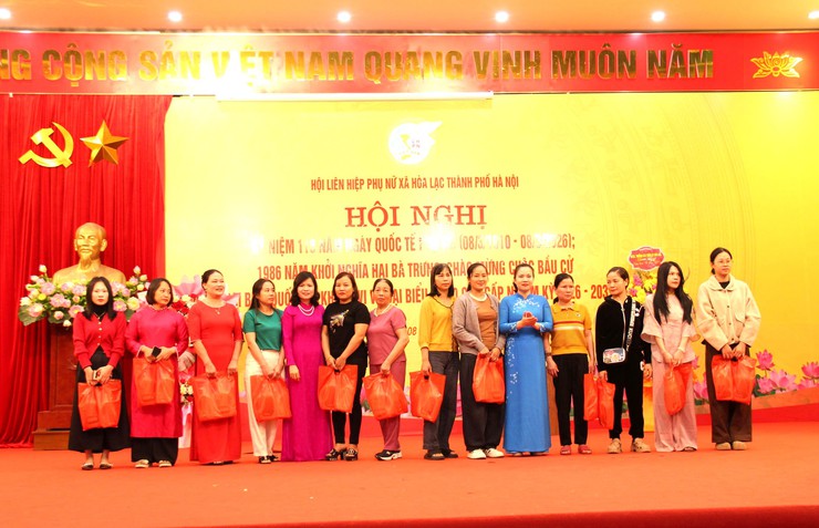 Hòa Lạc gặp mặt kỷ niệm 116 năm Ngày Quốc tế Phụ nữ 8/3 và 1986 năm Khởi nghĩa Hai Bà Trưng- Ảnh 15.