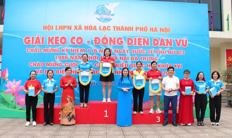 Hòa Lạc gặp mặt kỷ niệm 116 năm Ngày Quốc tế Phụ nữ 8/3 và 1986 năm Khởi nghĩa Hai Bà Trưng- Ảnh 14.