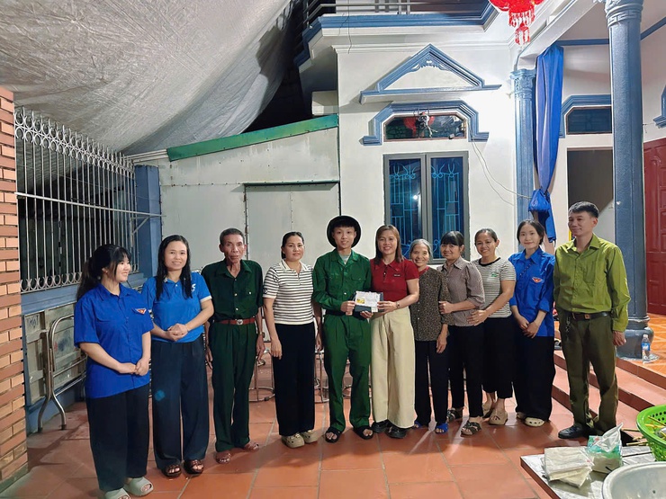 Hậu phương vững chắc - điểm tựa để người lính trẻ vững bước- Ảnh 6.