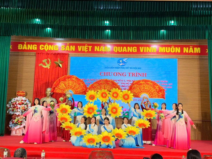 HỘI LHPN XÃ NỘI BÀI TỔ CHỨC CHƯƠNG TRÌNH KỶ NIỆM NGÀY QUỐC TẾ PHỤ NỮ 8/3- Ảnh 8.