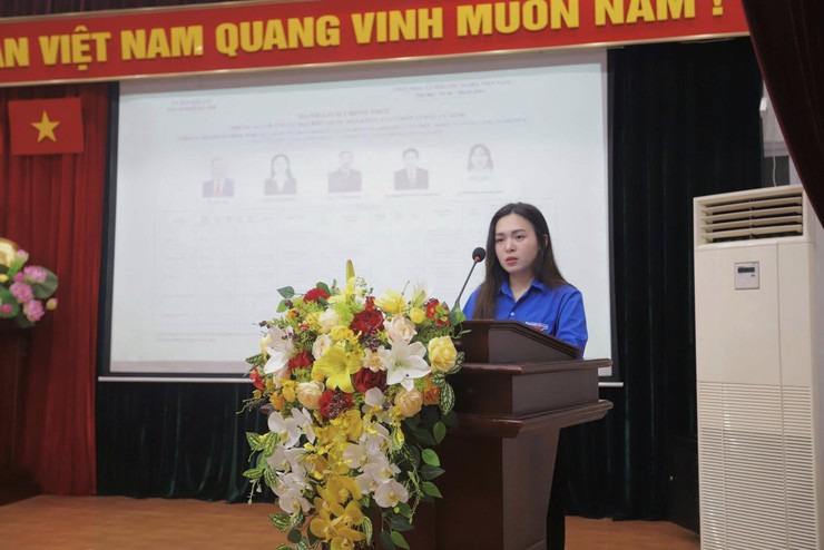 ĐOÀN PHƯỜNG LÁNG PHỐI HỢP VỚI ĐOÀN CƠ SỞ E31 TỔ CHỨC HỘI NGHỊ TUYÊN TRUYỀN BẦU CỬ QUỐC HỘI VÀ HĐND CÁC CẤP; MẠN ĐÀM TIỂU SỬ NGƯỜI ỨNG CỬ ĐẠI BIỂU QUỐC HỘI VÀ HĐND CÁC CẤP NHIỆM KỲ 2026 – 2031- Ảnh 2.