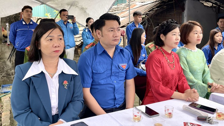 Đoàn xã Phúc Thọ khởi công xây dựng "Ngôi nhà Khăn quàng đỏ" cho học sinh có hoàn cảnh khó khăn- Ảnh 4.