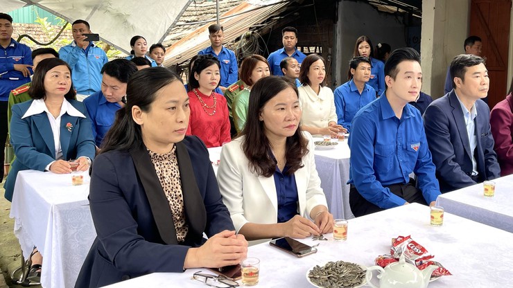 Đoàn xã Phúc Thọ khởi công xây dựng "Ngôi nhà Khăn quàng đỏ" cho học sinh có hoàn cảnh khó khăn- Ảnh 5.