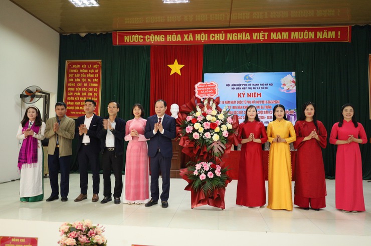 Hội Liên hiệp Phụ nữ xã Cổ Đô tổ chức gặp mặt kỷ niệm Ngày Quốc tế Phụ nữ 8/3- Ảnh 1.
