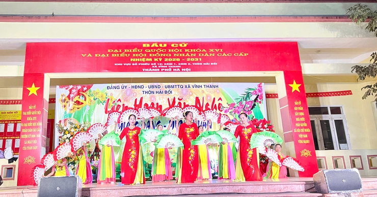 Thôn Hải Bối tổ chức Liên hoan văn nghệ mừng Đảng – mừng Xuân năm 2026- Ảnh 6.