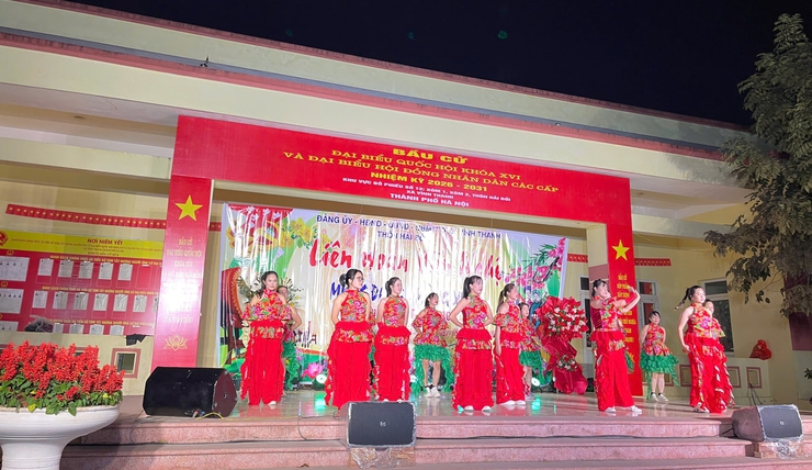 Thôn Hải Bối tổ chức Liên hoan văn nghệ mừng Đảng – mừng Xuân năm 2026- Ảnh 8.