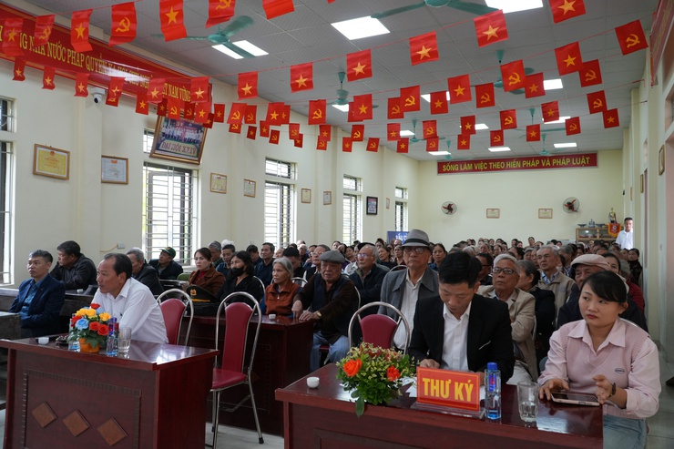 Các ứng cử viên tại đơn vị bầu cử số 5 tiếp xúc cử tri, vận động bầu cử đại biểu HĐND xã, nhiệm kỳ 2026 - 2031- Ảnh 2.