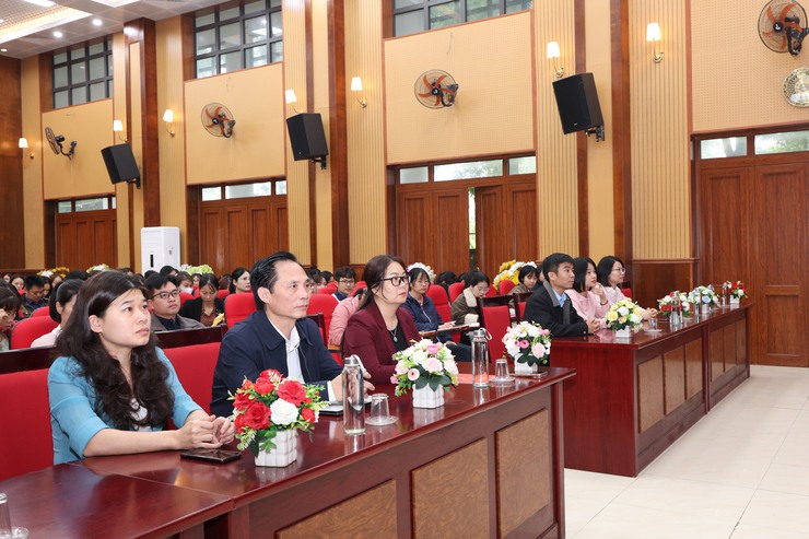 KHAI GIẢNG LỚP BỒI DƯỠNG NHẬN THỨC VỀ ĐẢNG ĐỢT 2 NĂM 2026- Ảnh 1.