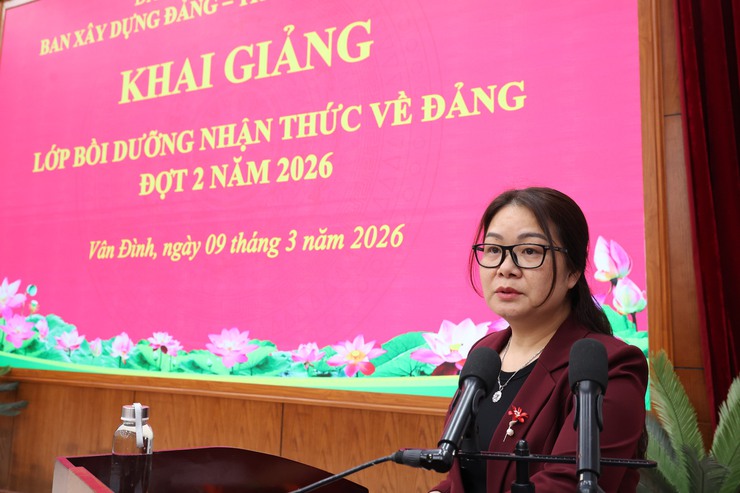 KHAI GIẢNG LỚP BỒI DƯỠNG NHẬN THỨC VỀ ĐẢNG ĐỢT 2 NĂM 2026- Ảnh 2.