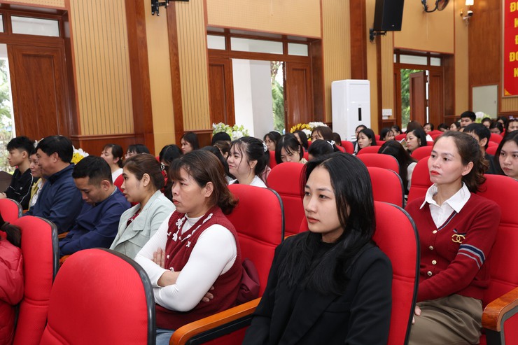 KHAI GIẢNG LỚP BỒI DƯỠNG NHẬN THỨC VỀ ĐẢNG ĐỢT 2 NĂM 2026- Ảnh 6.