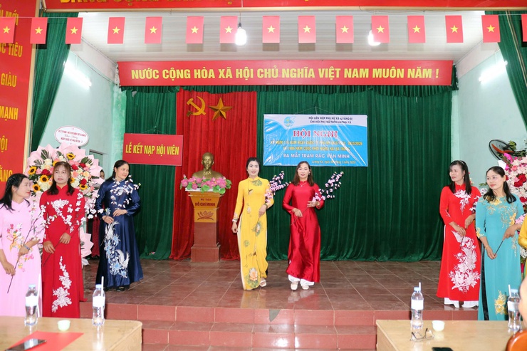 Chi hội phụ nữ thôn Lương Xá kỷ niệm 116 năm Ngày quốc tế phụ nữ 8/3; ra mắt mô hình “Trạm rác văn minh”- Ảnh 6.