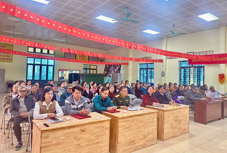 Cụm ảnh các ứng cử viên Đơn vị bầu cử số 06 tiếp xúc cử tri, vận động bầu cử tại các thôn: Bài Trượng, An Hiền, Trại Trung - Ảnh 9.