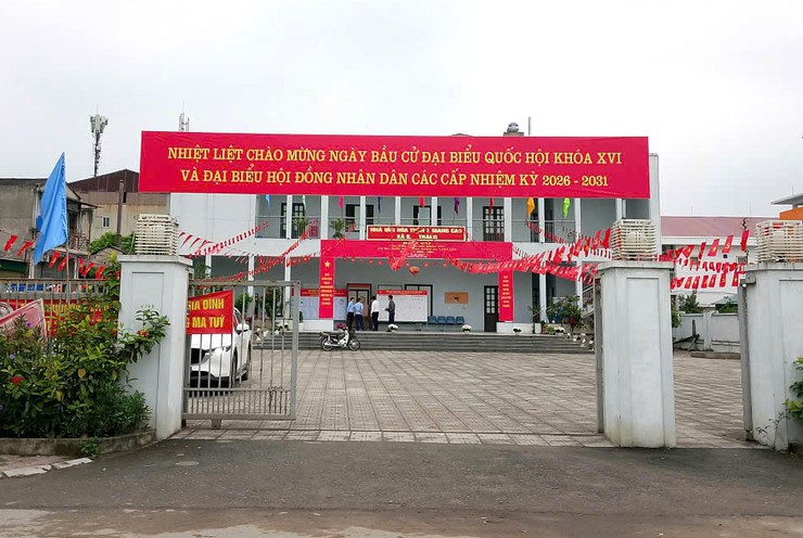 Bát Tràng kiểm tra công tác chuẩn bị bầu cử tại các khu vực bỏ phiếu trên địa bàn xã- Ảnh 4.