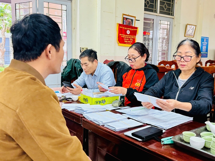 Phụ nữ Nam Phù: Thể hiện trách nhiệm trong từng lá phiếu bầu- Ảnh 6.