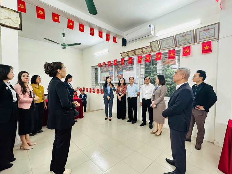 Phường Long Biên tiếp Đoàn giám sát của Ủy ban MTTQ Việt Nam Thành phố Hà Nội về công tác bầu cử- Ảnh 8.