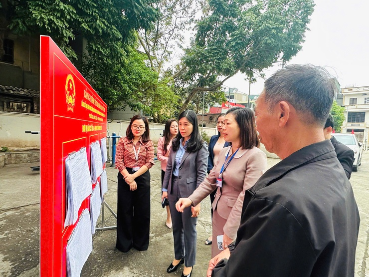 Phường Long Biên tiếp Đoàn giám sát của Ủy ban MTTQ Việt Nam Thành phố Hà Nội về công tác bầu cử- Ảnh 3.