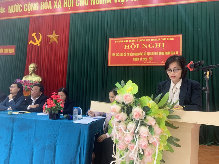 Cử tri thôn Thiên Đông tiếp xúc ứng cử viên đại biểu HĐND xã Tam Hưng- Ảnh 4.