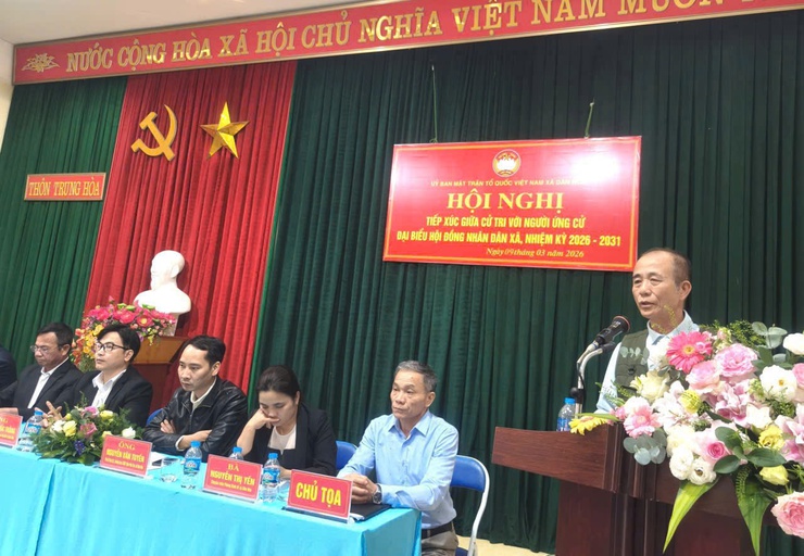 ỨNG CỬ VIÊN ĐƠN VỊ BẦU CỬ SỐ 03 TIẾP XÚC CỬ TRI TẠI NHÀ VĂN HÓA THÔN TRUNG HÒA- Ảnh 8.