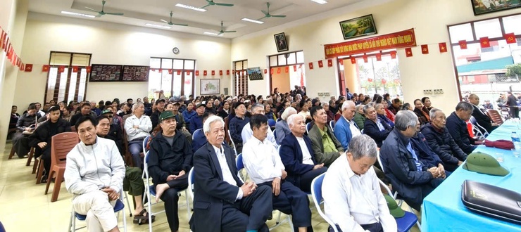 ỨNG CỬ VIÊN ĐƠN VỊ BẦU CỬ SỐ 03 TIẾP XÚC CỬ TRI TẠI NHÀ VĂN HÓA THÔN TRUNG HÒA- Ảnh 10.