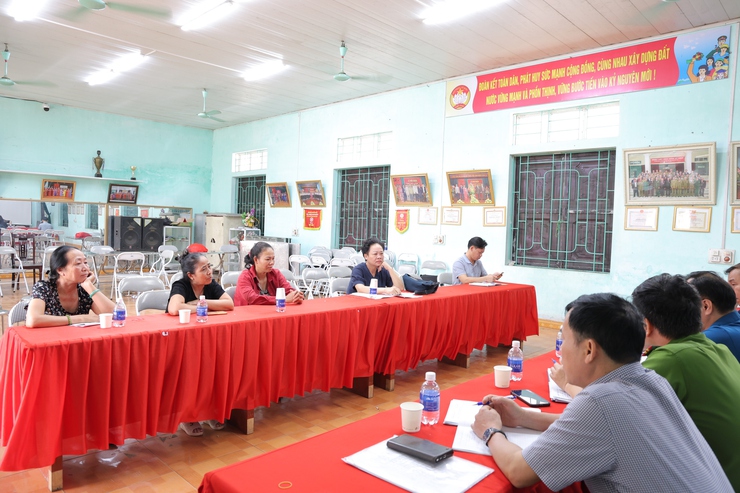 Hội nghị đối thoại với các hộ dân thôn Đồi 3 chưa đồng thuận kiểm đếm phục vụ công tác giải phóng mặt bằng Dự án cải tạo, nâng cấp Quốc lộ 6 đoạn Ba La – Xuân Mai- Ảnh 2.