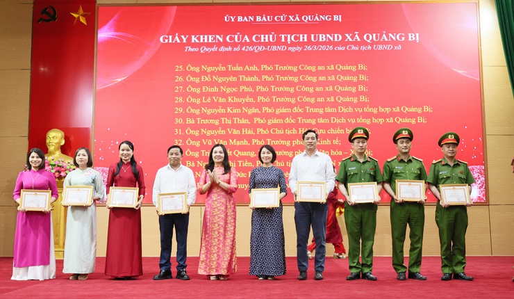 Xã Quảng Bị khen thưởng 40 tập thể, 229 cá nhân có thành tích xuất sắc trong công tác bầu cử- Ảnh 15.