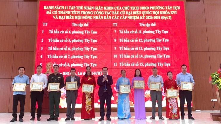 Phường Tây Tựu tổng kết cuộc bầu cử đại biểu Quốc hội khóa XVI và đại biểu HĐND các cấp nhiệm kỳ 2026-2031.- Ảnh 3.