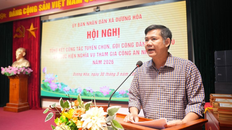 UBND xã khen thưởng 13 tập thể và 23 cá nhân có thành tích trong công tác tuyển chọn, gọi công dân nhập ngũ năm 2026- Ảnh 3.