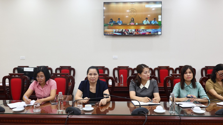 Thạch Thất: Tiếp sóng hội nghị về triển khai mô hình trường chất lượng cao và phòng chống dịch bệnh trên địa bàn- Ảnh 1.