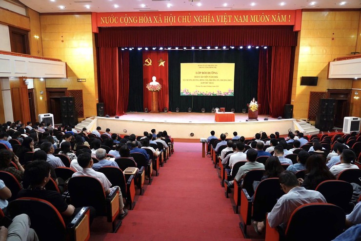 Xã Thượng Phúc tham dự lớp bồi dưỡng báo cáo viên năm 2026- Ảnh 1.