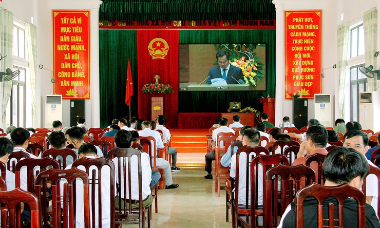 HĐND xã Phúc Sơn tham dự hội nghị trực tuyến toàn quốc tổng kết công tác bầu cử- Ảnh 2.