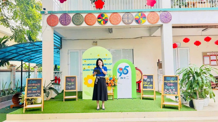 CHI ĐOÀN TRƯỜNG MẦM NON THỊNH LIỆT LONG TRỌNG TỔ CHỨC KỶ NIỆM 95 NĂM NGÀY THÀNH LẬP ĐOÀN TNCS HỒ CHÍ MINH VÀ KHÁNH THÀNH CÔNG TRÌNH THANH NIÊN- Ảnh 2.