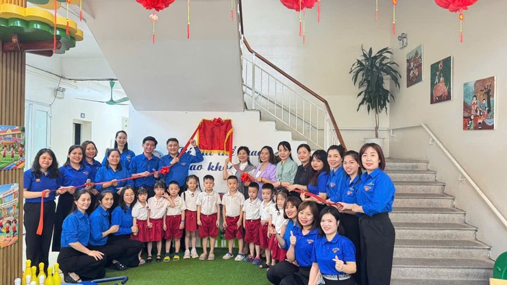 CHI ĐOÀN TRƯỜNG MẦM NON THỊNH LIỆT LONG TRỌNG TỔ CHỨC KỶ NIỆM 95 NĂM NGÀY THÀNH LẬP ĐOÀN TNCS HỒ CHÍ MINH VÀ KHÁNH THÀNH CÔNG TRÌNH THANH NIÊN- Ảnh 3.