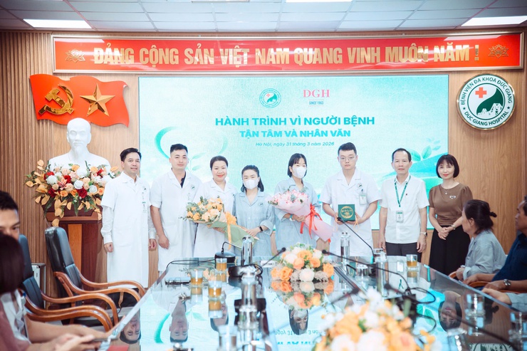 Bệnh viện đa khoa Đức Giang: Lần đầu triển khai kỹ thuật ghép giác mạc xuyên, tiến tới làm chủ ghép đa tạng- Ảnh 2.