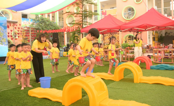 Trường Mầm non Kim Lan: Tổ chức chuyên đề ứng dụng AI trong hoạt động giáo dục gắn với chuỗi trải nghiệm sáng tạo cho trẻ- Ảnh 6.