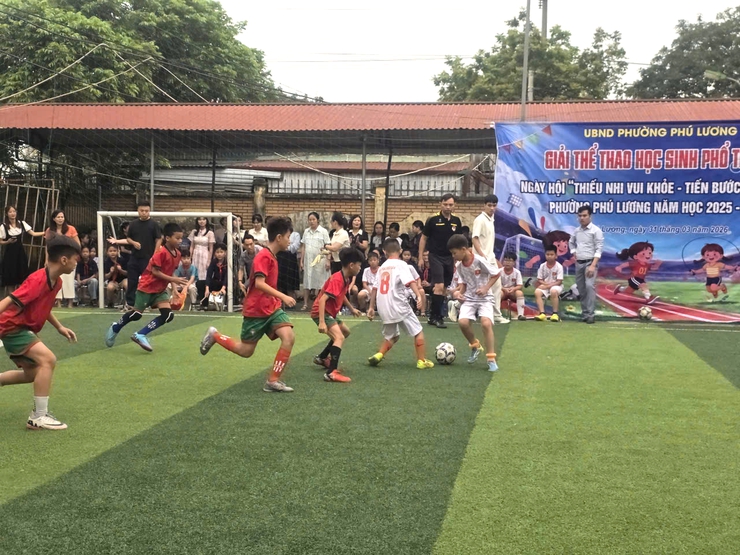 Sôi nổi giải thể thao học sinh phổ thông phường Phú Lương, năm học 2025-2026- Ảnh 4.