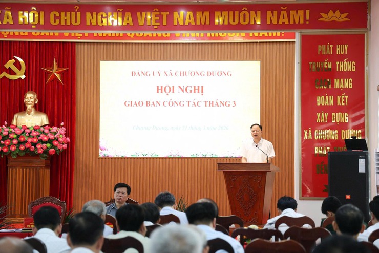 Đảng ủy xã Chương Dương: Giao ban tháng 3/2026 
tập trung tháo gỡ “nút thắt” từ cơ sở
- Ảnh 2.