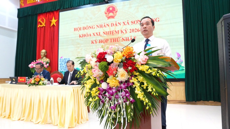 Xã Sơn Đồng tổ chức thành công Kỳ họp thứ nhất HĐND xã khóa XXI, nhiệm kỳ 2026 - 2031- Ảnh 3.