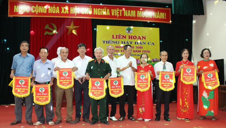 LIÊN HOAN TIẾNG HÁT DÂN CA NGƯỜI CAO TUỔI XÃ ĐẠI XUYÊN NĂM 2026 – SÔI NỔI, ĐẬM ĐÀ BẢN SẮC- Ảnh 1.