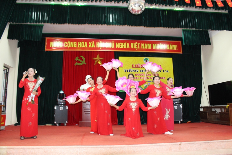 LIÊN HOAN TIẾNG HÁT DÂN CA NGƯỜI CAO TUỔI XÃ ĐẠI XUYÊN NĂM 2026 – SÔI NỔI, ĐẬM ĐÀ BẢN SẮC- Ảnh 4.