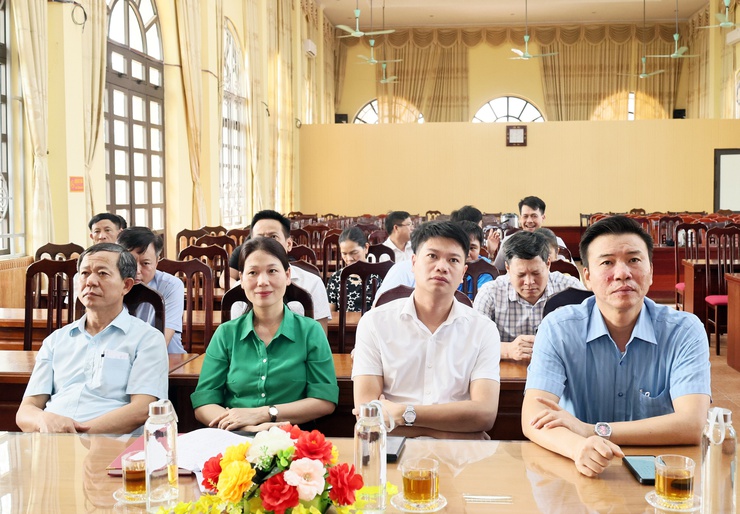 Xã Quảng Bị tiếp sóng Hội nghị toàn quốc tổng kết công tác bầu cử đại biểu Quốc hội khóa XVI và đại biểu HĐND các cấp nhiệm kỳ 2026-2031- Ảnh 4.