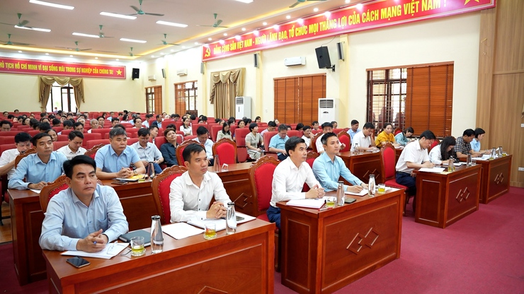 Đảng ủy xã Dương Hoà tổ chức Hội nghị giao ban đánh giá kết quả thực hiện nhiệm vụ công tác Quý I, triển khai phương hướng, nhiệm vụ trọng tâm Quý II năm 2026

- Ảnh 2.