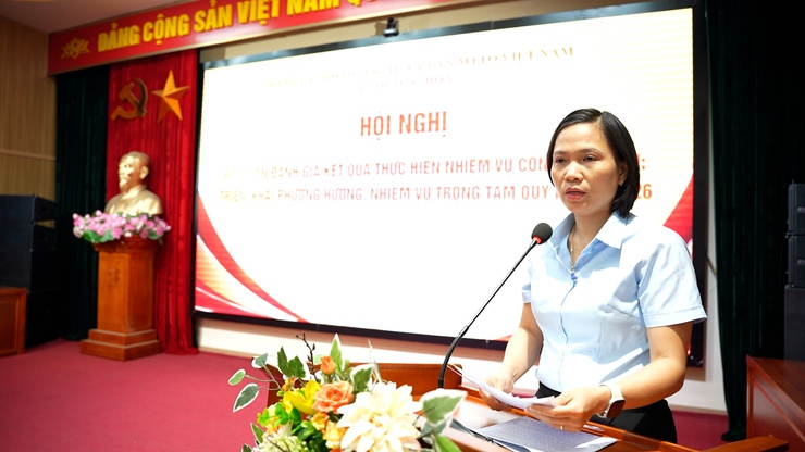 Đảng ủy xã Dương Hoà tổ chức Hội nghị giao ban đánh giá kết quả thực hiện nhiệm vụ công tác Quý I, triển khai phương hướng, nhiệm vụ trọng tâm Quý II năm 2026

- Ảnh 7.