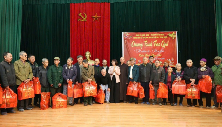 Vĩnh Thượng : Lan tỏa sức mạnh đoàn kết, nâng tầm đời sống văn hóa từ những việc làm thiết thực- Ảnh 3.