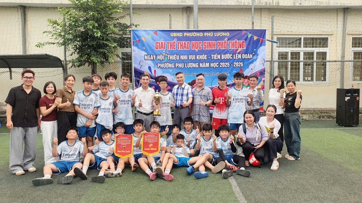 Sôi nổi giải thể thao học sinh phổ thông phường Phú Lương, năm học 2025-2026- Ảnh 3.